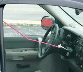 Greenwich Locksmith Service Greenwich, CT 203-347-3108 - 21-Unlock-Car