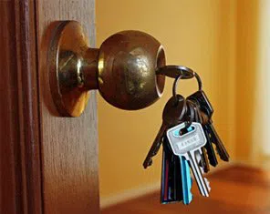 Greenwich Locksmith Service Greenwich, CT 203-347-3108 Greenwich Locksmith Service Greenwich, CT 203-347-3108 - 3-Residential-Locksmith